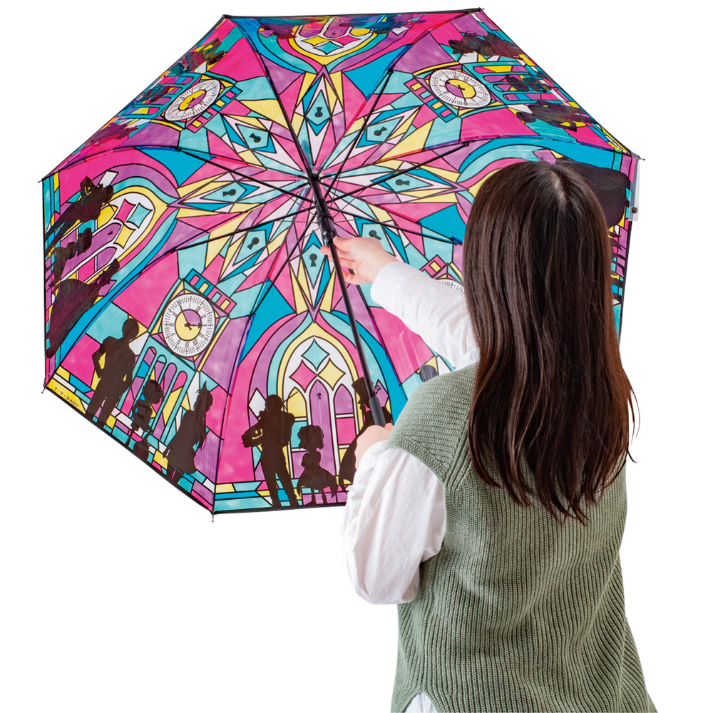 傘を広げる画像