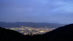 夜景と富士山